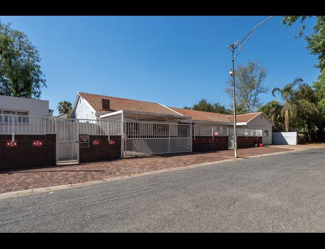 4 BEDROOM HOUSE FOR SALE IN HIGHLANDS NORTH